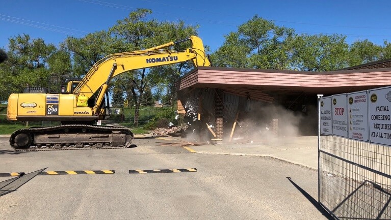 commercial demolition contractor
